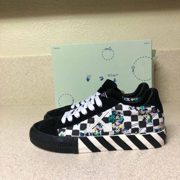 OFF-WHITE Vulcanized Low Top Black Sneaker 40 / 10 - Picture 3 of 8